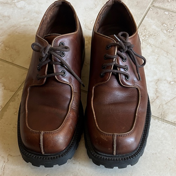 Men’s Kenneth Cole Dark Brown Leather Oxfords size 10 - Picture 1 of 9